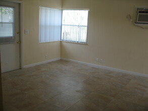 2504 Oceanview in Delray Beach, FL - Building Photo - Building Photo