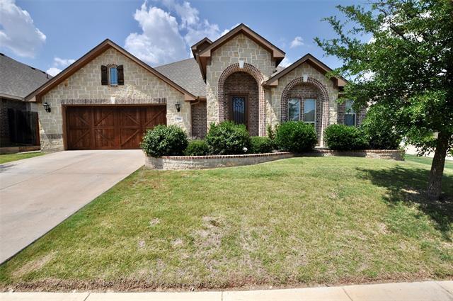 729 Paintbrush Ct in Aledo, TX - Foto de edificio