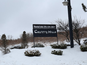 Country Hills in Tully, NY - Building Photo - Building Photo