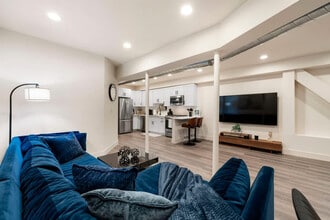 1543 N Claremont Ave in Chicago, IL - Building Photo - Building Photo