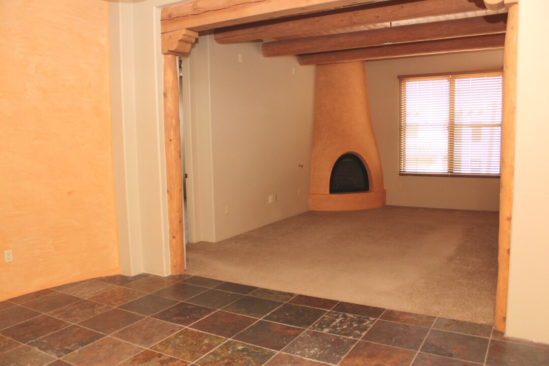 1405 Vegas Verdes Dr in Santa Fe, NM - Building Photo