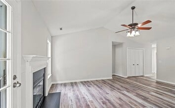 3775 Wavebrook Ct in Winston-Salem, NC - Building Photo - Building Photo