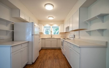 99-905-905 Aiea Heights Dr in Aiea, HI - Building Photo - Building Photo