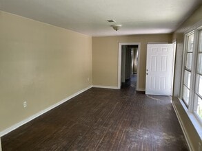210 Wildwood Terrace in Jackson, MS - Building Photo - Building Photo
