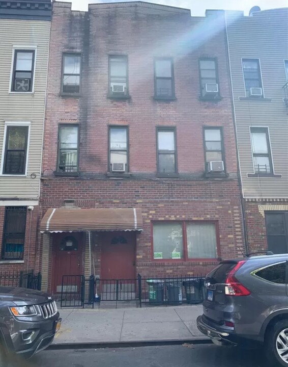 314 Harman St in Brooklyn, NY - Building Photo