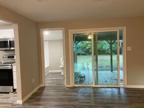 1295 15th St SE in Paris, TX - Building Photo - Building Photo