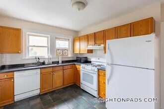 90 Harriet St, Unit left in Boston, MA - Building Photo - Building Photo