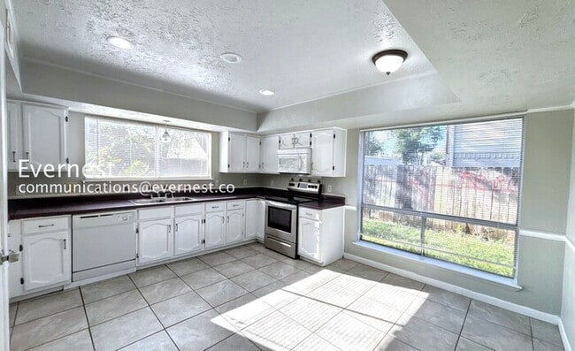 2315 Hampton Rd in League City, TX - Building Photo - Building Photo