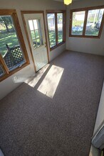 836 Knoll Ave in Waterloo, IA - Building Photo - Building Photo
