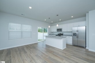 15 Nonnington Wy in Taylors, SC - Building Photo - Building Photo