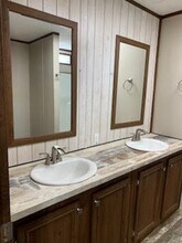 10731 Lilinoe Way in Diamondhead, MS - Foto de edificio - Building Photo