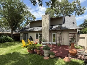 15806 Torry Pines Rd in Houston, TX - Building Photo - Building Photo