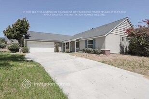 6091 Mirada Pl in Highland, CA - Building Photo