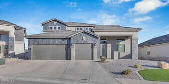 912 Crystal Deer Dr in El Paso, TX - Building Photo