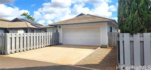 91-1018-1018 Oaniani St in Kapolei, HI - Building Photo
