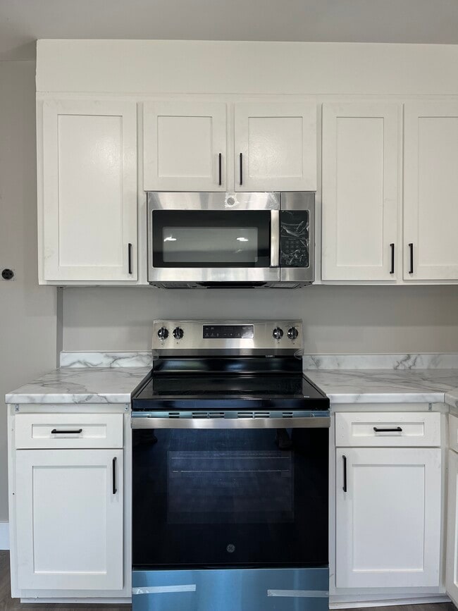 971 Shannon Dr, Unit Apt 1