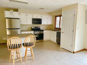 130 Promenade St, Unit 130 Promenade Street in Riverside, RI - Building Photo - Building Photo