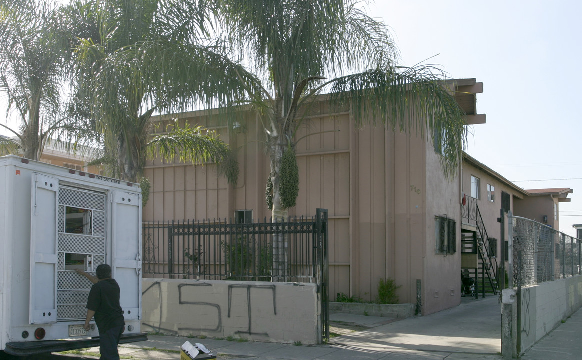 Normandie Apartments in Los Angeles, CA - Building Photo