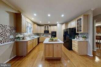 9321 Hundith Hill Ct in Lorton, VA - Building Photo - Building Photo