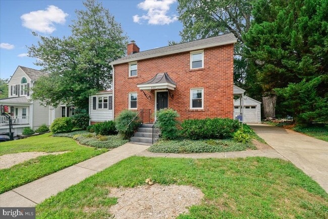 property at 4525 N Chelsea Ln
