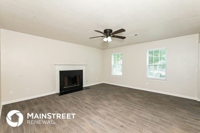 3958 Waldrop Hills Dr in Decatur, GA - Building Photo - Building Photo