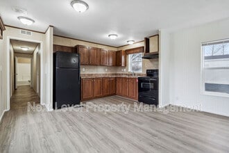 111 S Cedar Dr in Kalispell, MT - Building Photo - Building Photo