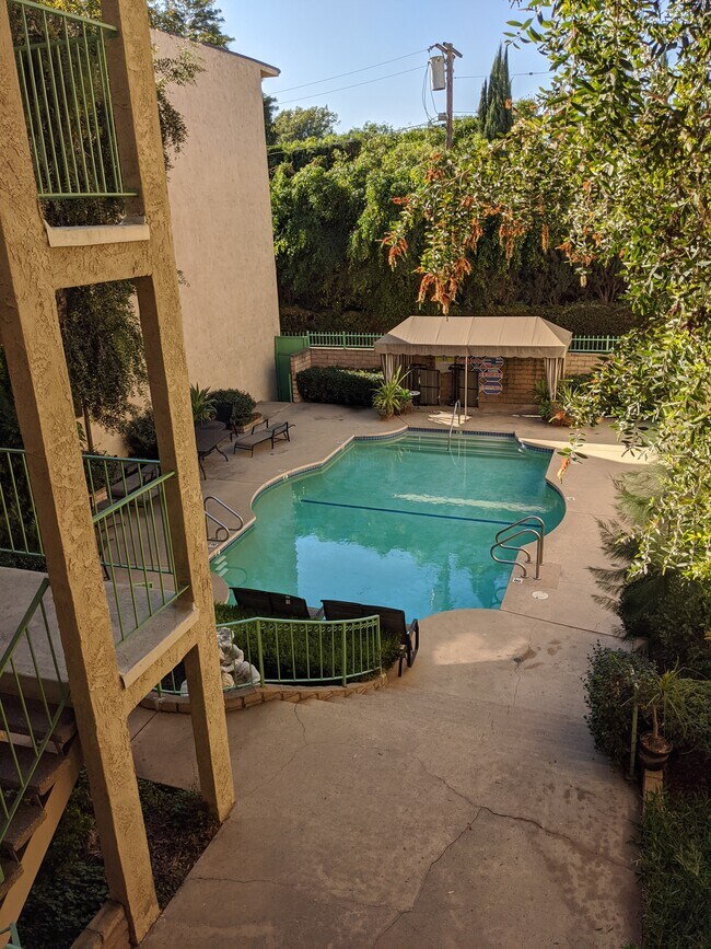 4555 Fulton Ave Rentals in Sherman Oaks, CA