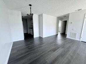 4519 67th St W in Bradenton, FL - Building Photo - Building Photo