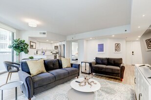 1331 S Eads St in Arlington, VA - Building Photo