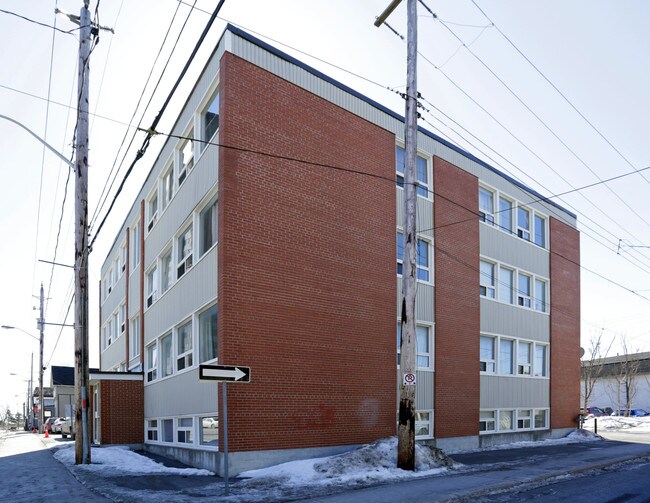 512 Rochester St in Ottawa, ON - Building Photo - Primary Photo