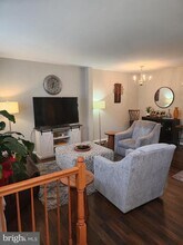 407 Galway Ln in Stafford, VA - Foto de edificio - Building Photo