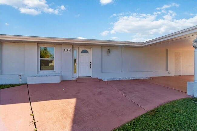 2288 Harbor Blvd in Port Charlotte, FL - Building Photo - Building Photo
