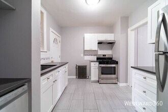 2136 W Arthur Ave in Chicago, IL - Building Photo - Building Photo