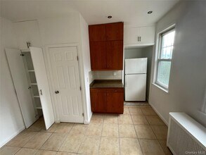 26 Crotty Ave in Yonkers, NY - Building Photo - Building Photo
