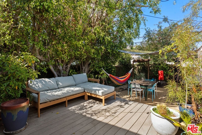 property at 3612 Greenwood Ave