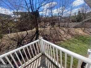 427 Smith St in Dunmore, PA - Building Photo - Building Photo