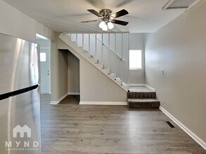 3400 1st Ave in Grove City, OH - Foto de edificio - Building Photo