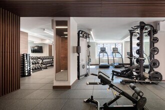 255 W 94th St in New York, NY - Building Photo - Building Photo