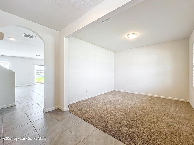 870 Remington Green Dr SE in Palm Bay, FL - Building Photo - Building Photo