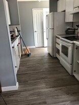 13267 47 St NW in Edmonton, AB - Building Photo