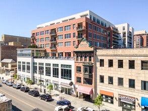 1114-1126 Lake St in Oak Park, IL - Building Photo - Building Photo