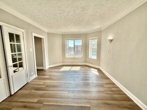 9213 S Laflin St in Chicago, IL - Building Photo - Building Photo