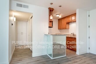 6406 Friars Rd in San Diego, CA - Building Photo - Building Photo