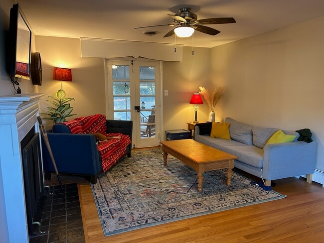 8603 Bentridge Ln in Richmond, VA - Building Photo - Building Photo