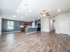 5704 Thunderbird St in Lago Vista, TX - Building Photo - Building Photo