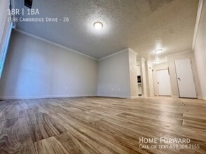 1988 Cambridge Dr in Lexington, KY - Building Photo - Building Photo