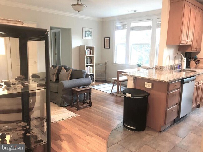property at 401 Commonwealth Ave
