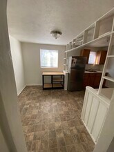 16 Dorsey St, Unit 16 in Bridgeville, PA - Foto de edificio - Building Photo