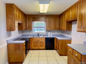 176 Barnstable Ct in Harvest, AL - Building Photo - Building Photo