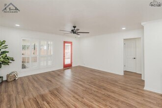 3032 Barrywood Dr in Wichita Falls, TX - Building Photo - Building Photo